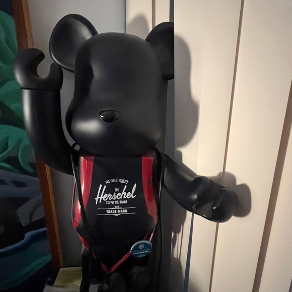 Herschel Supply Company X BearBrick 1000% - Picture 2 of 3